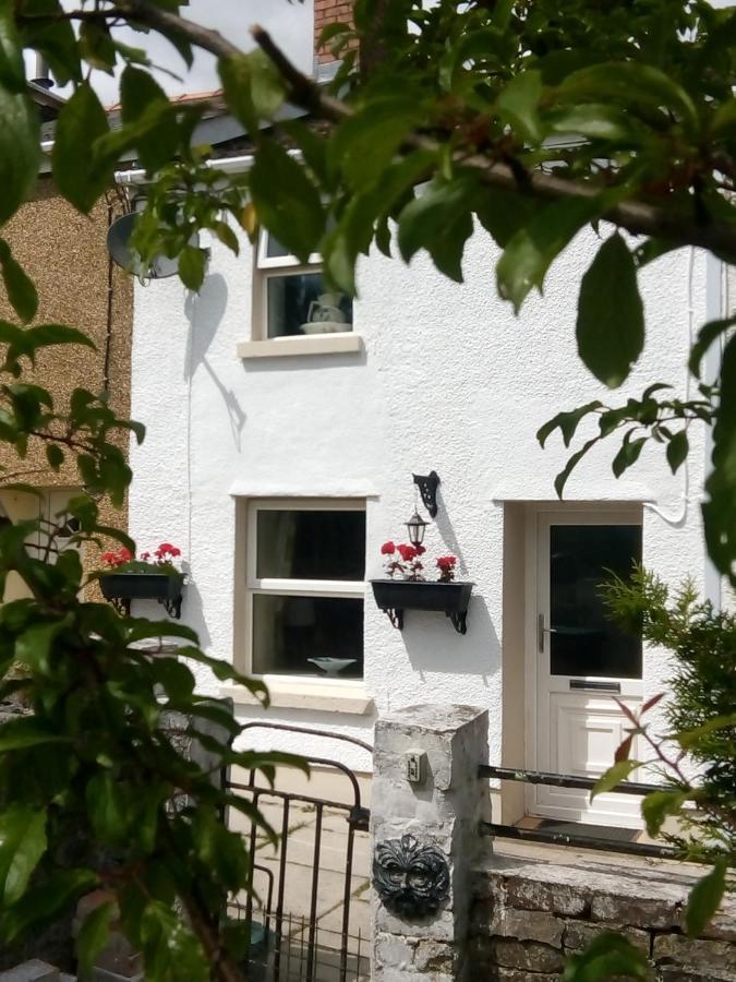 Tredegar Wales' Highest Village - The Chartist Cottage - Trefil מראה חיצוני תמונה